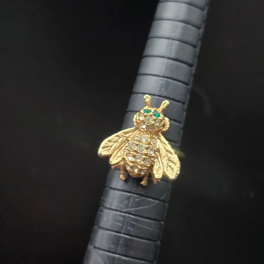 Gold Tone Rhinestone Bumble Bee Ring Size 5.5 Vintage Costume Jewelry